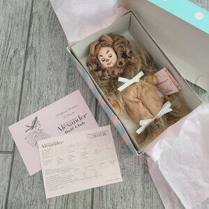 Madame Alexander “Cowardly Lion” Collectible Doll Style 64410 Wizard of Oz